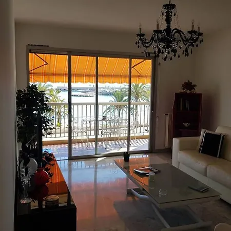 Face à La Appartement Menton