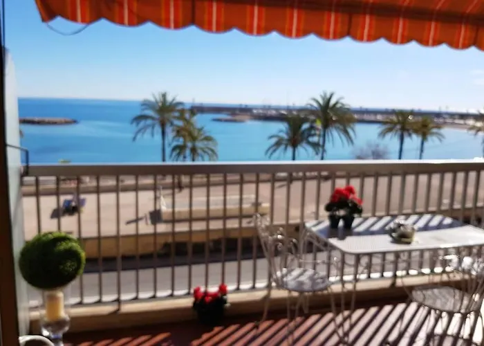 Apartment Face A La *