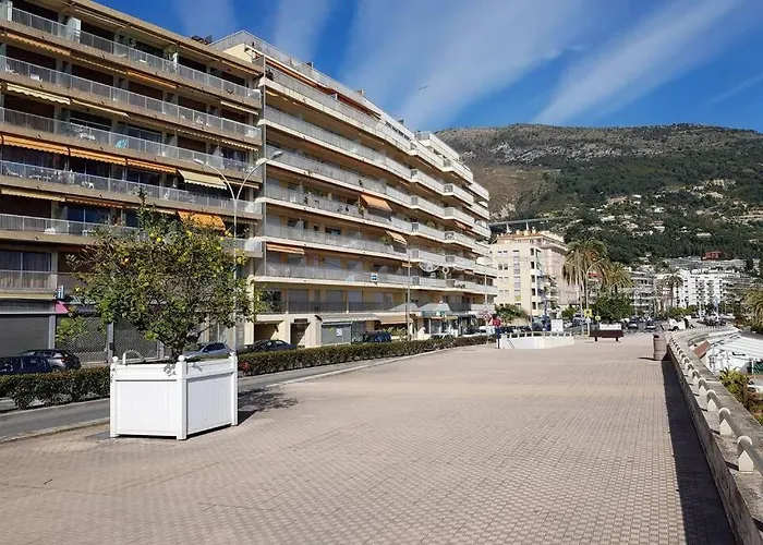 Apartment Face A La *